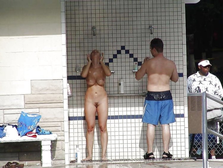 Naked in a public basin