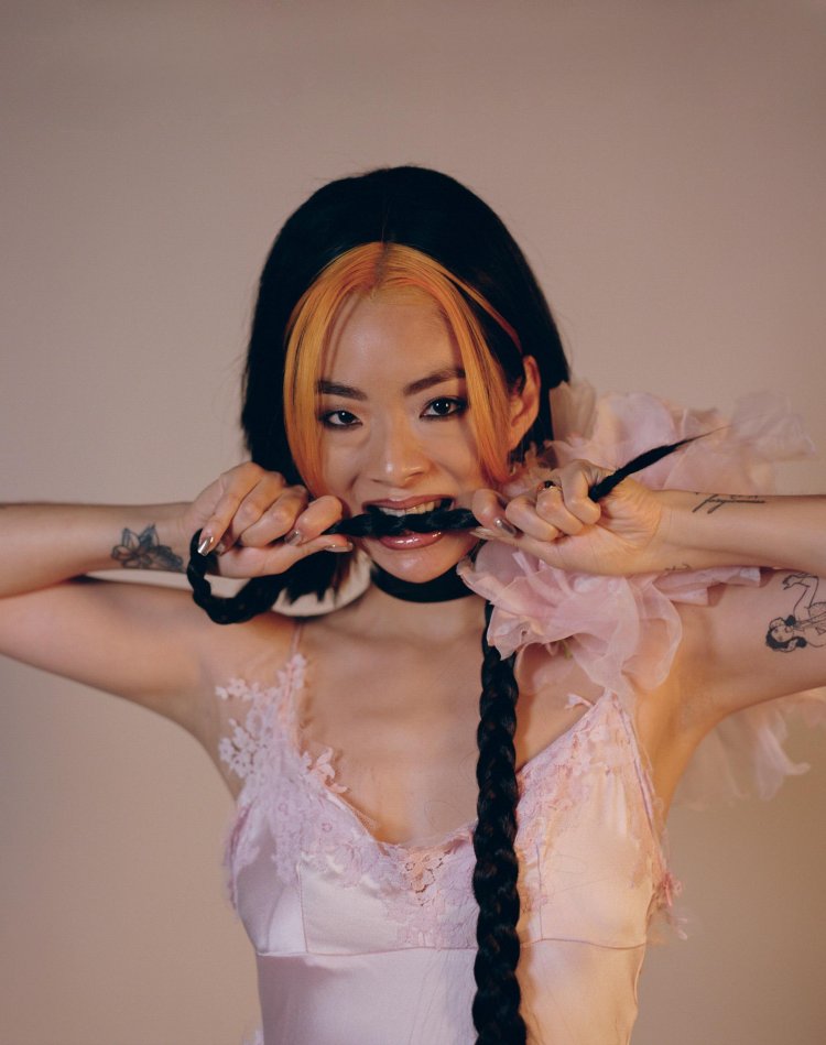Rina Sawayama in 2016
