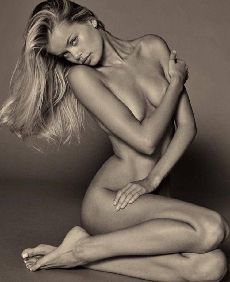 Model Candice Swuinfol naked