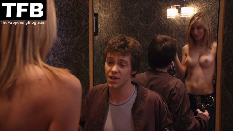 Jennifer Hallnd Tits