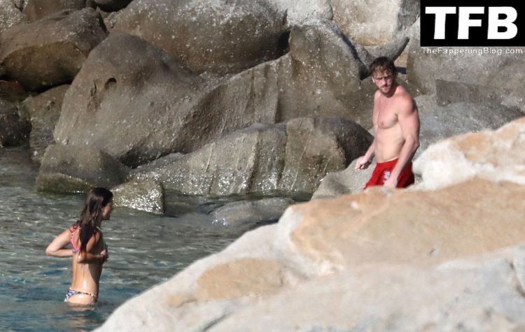 Bathing in the campaign