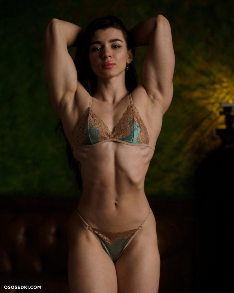 Kate khokhlova (@kate.peach)