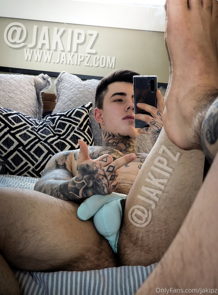 Suck My Penis 🍆🍆 Follow Me: @jake__andrich Ins: Jake__andrich202