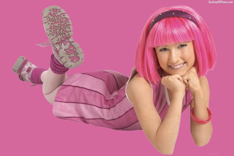 Julianna Rose Moryello Hot