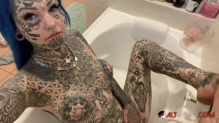 Tattooed Amber Luke Sex