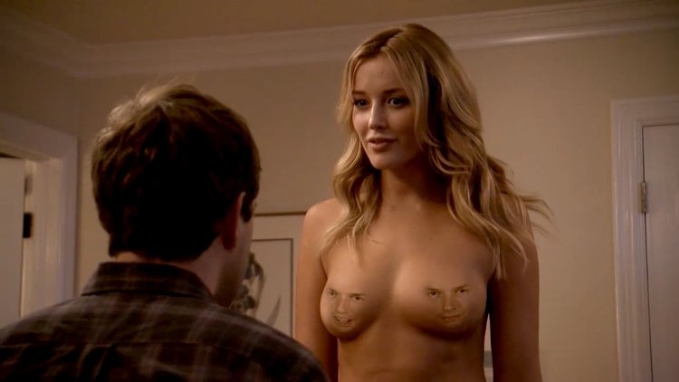 Sarah Dumon American actress Naked