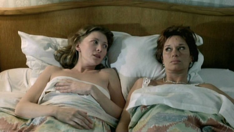 Naked grandmas in arts films