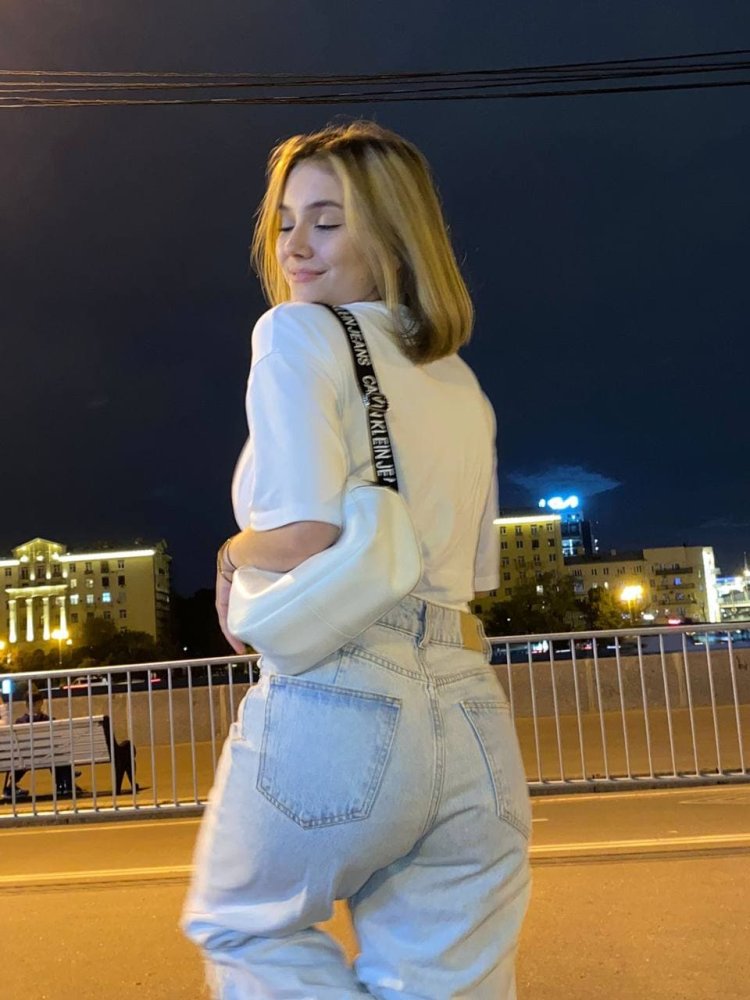 Alena Bobrich Onlifans