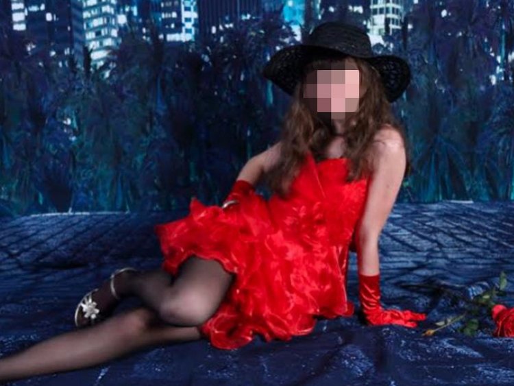 Ksenia Streblichenko Paradise Birds