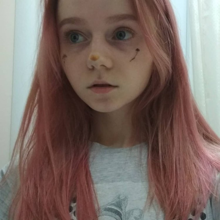 Alina Nikitina Liinaliis Fox