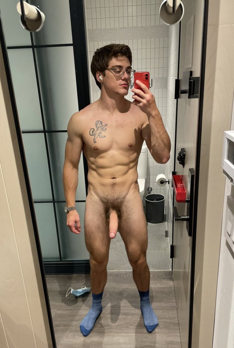 Blake Mitchell Solo naked in the shower