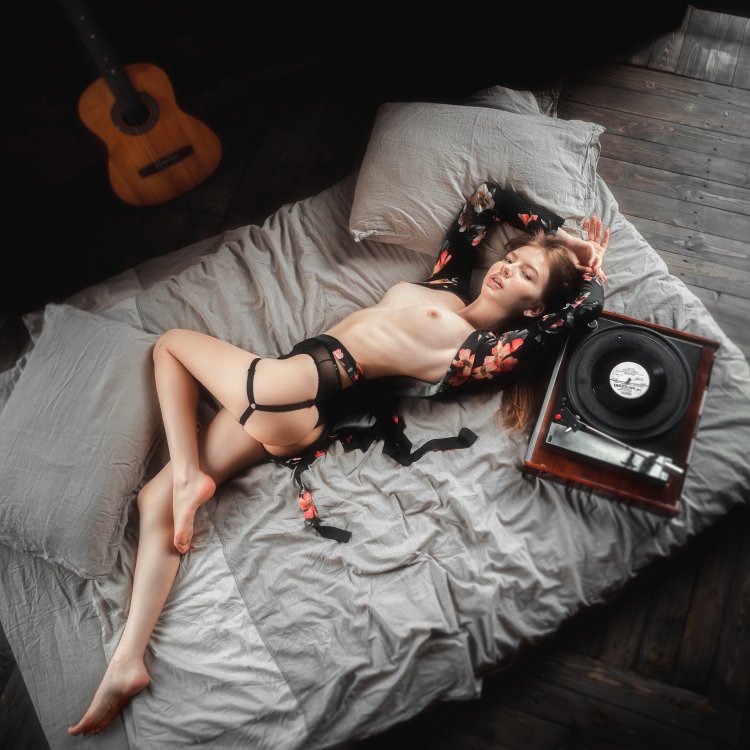 Alina Mayer Panevskaya Tits