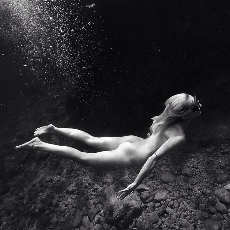 Jacques Burbulon Eva Ionesko Naked