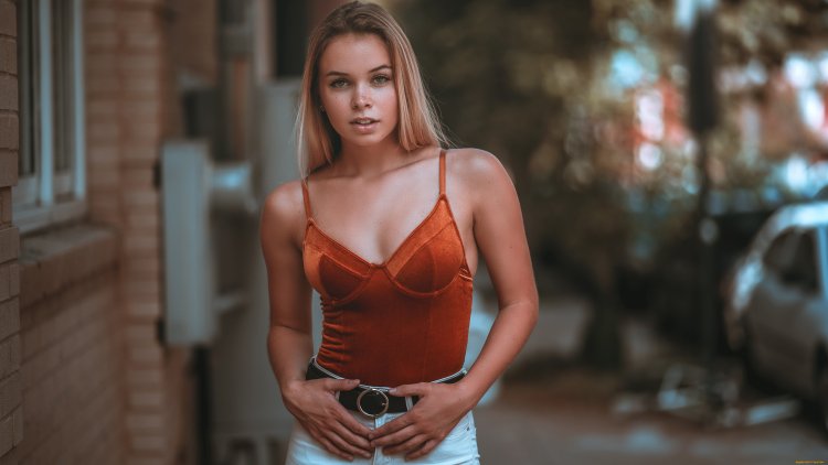 Alexandra Smelova (Alex Lolly)