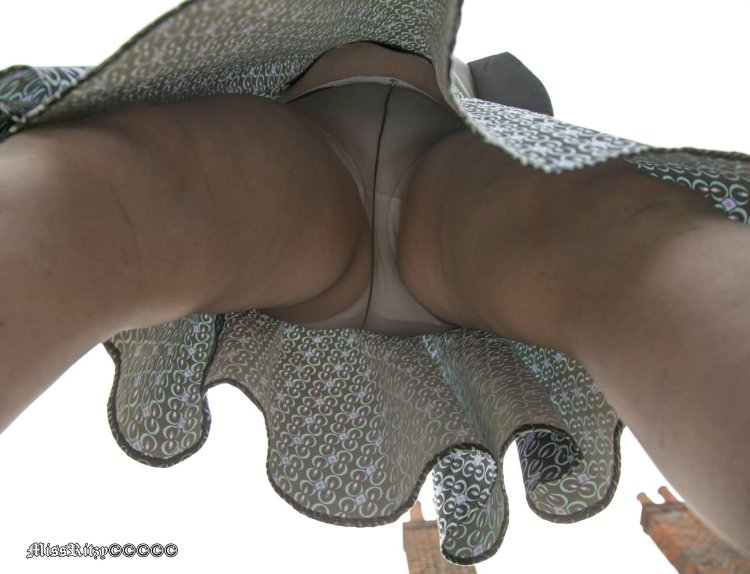 Seamless Tights Upskirt