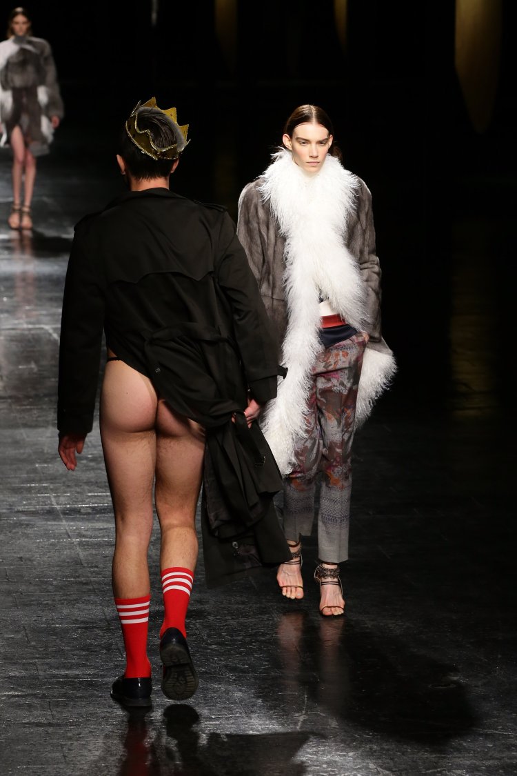 Charlie Le Minda Charlie Le 2020