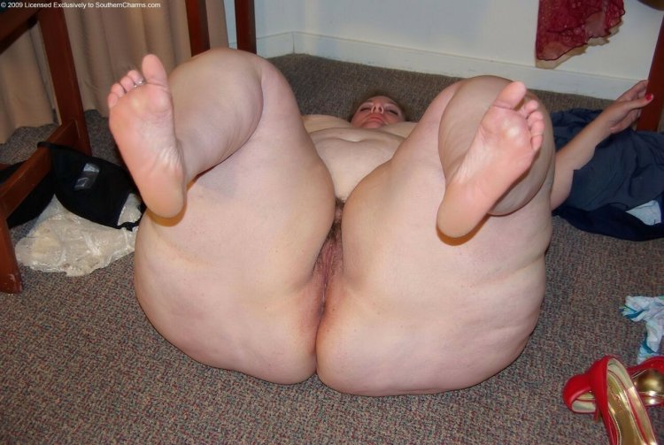 Naked bbw with heels