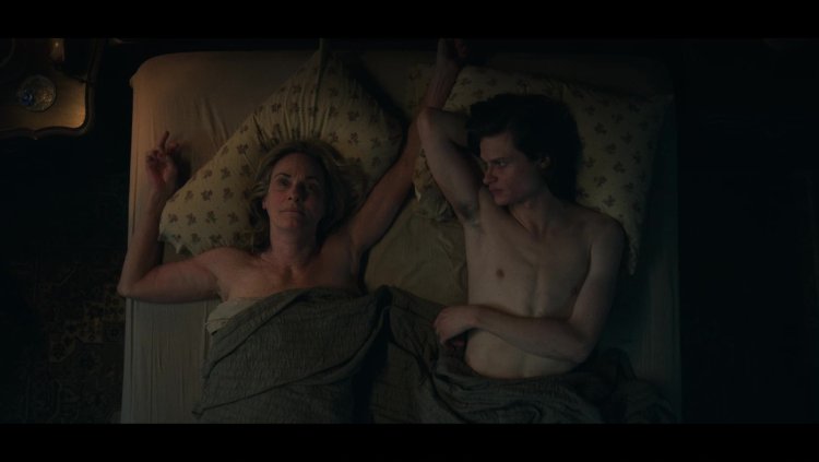 Ozark- Sofia Huglitz Naked