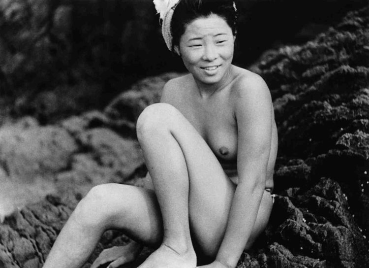 Japanese divers ama nude