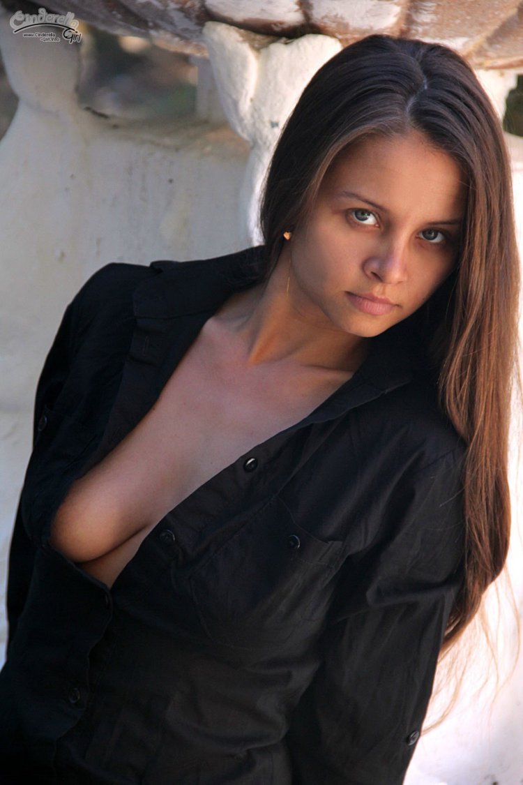 Model Cinderella-Girl