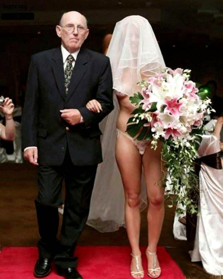 Unusual weddings are naked