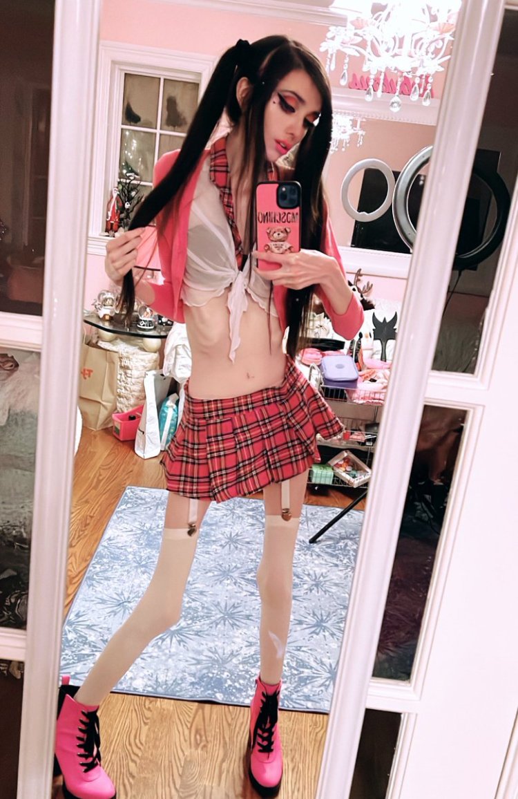 Eugenia Cooney to weight loss