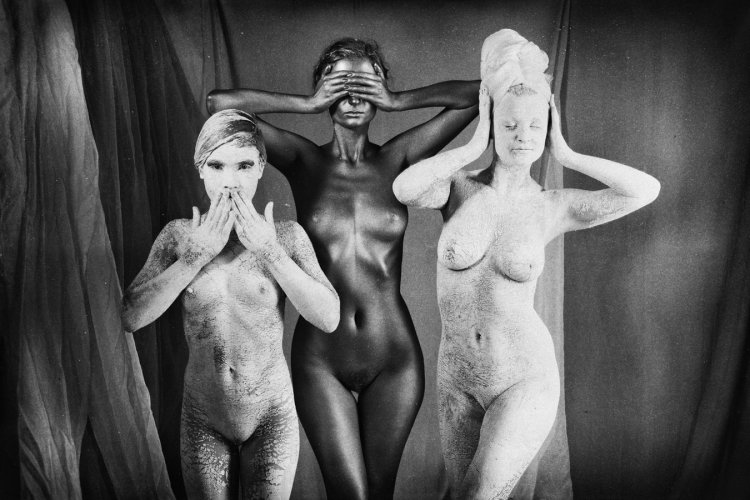 Theater productions in the style of nude