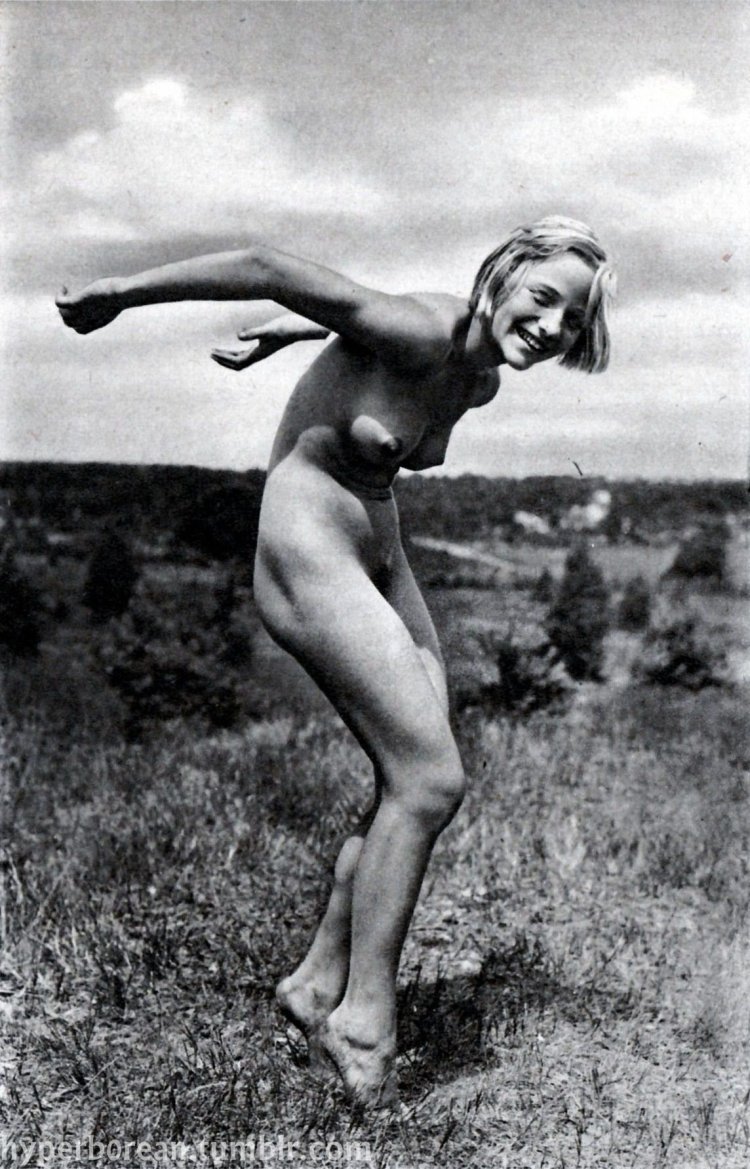 Nudity in fascist Germany