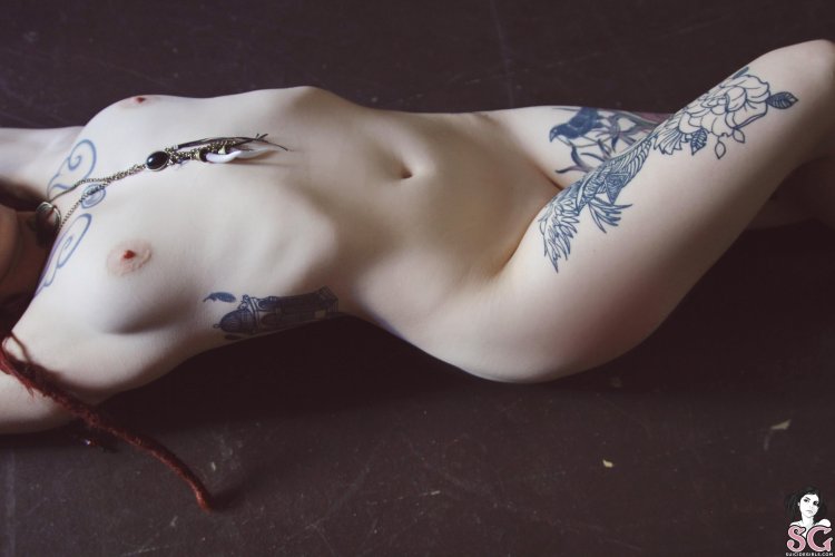 Suicide Girls Naked Carlits