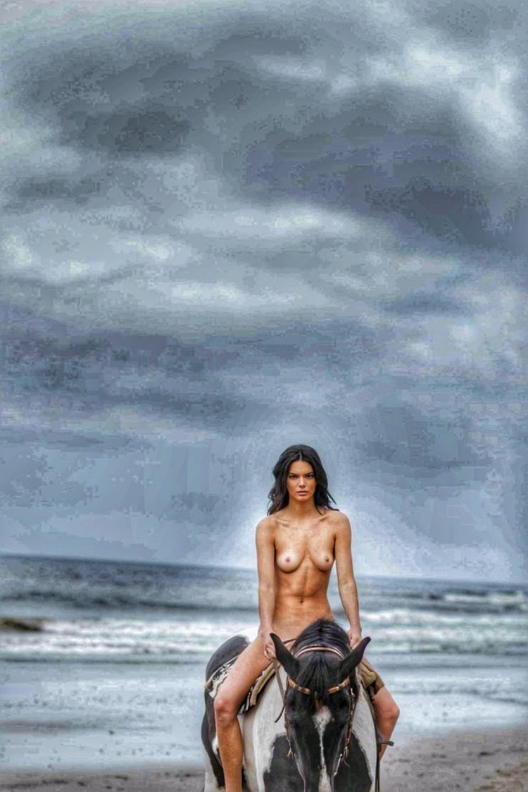 Kendall Kardashian erotic photos