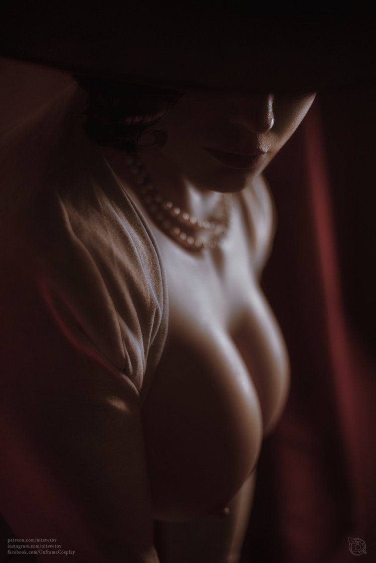 Lady Dimitrescu photo hot nude