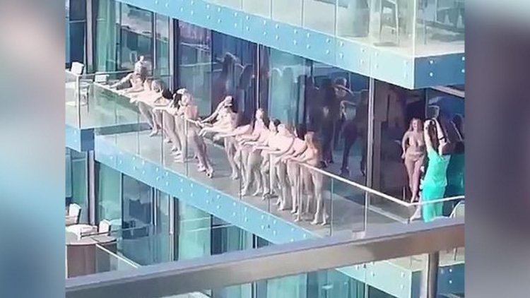 Girls divided in Dubai