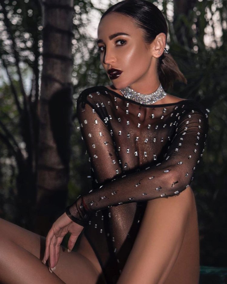 Olga Buzova Maxim 2018