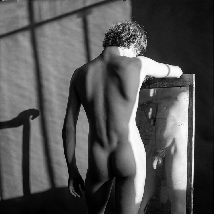 Nude art teenagers guys