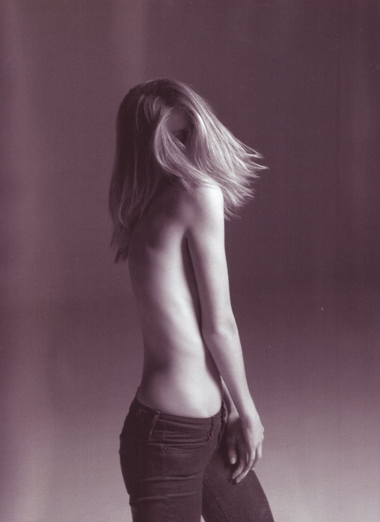 Angela Lindvall Topless