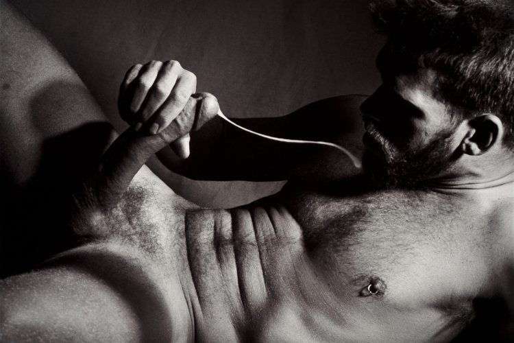 Erotic pictures of men Wallpaper