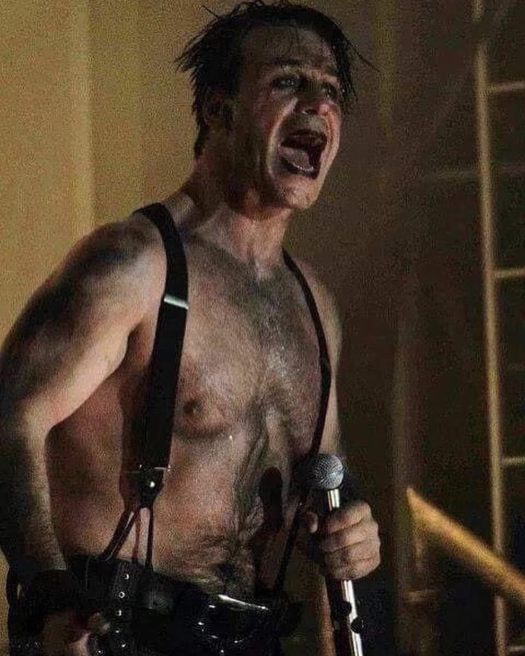 Naked soloist Rammstein