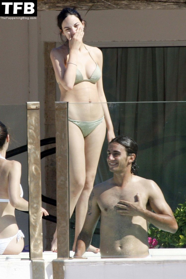 Michela Quattrochka Paparazzi