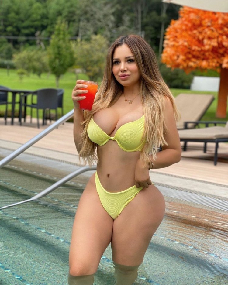 Miroslava Soes model