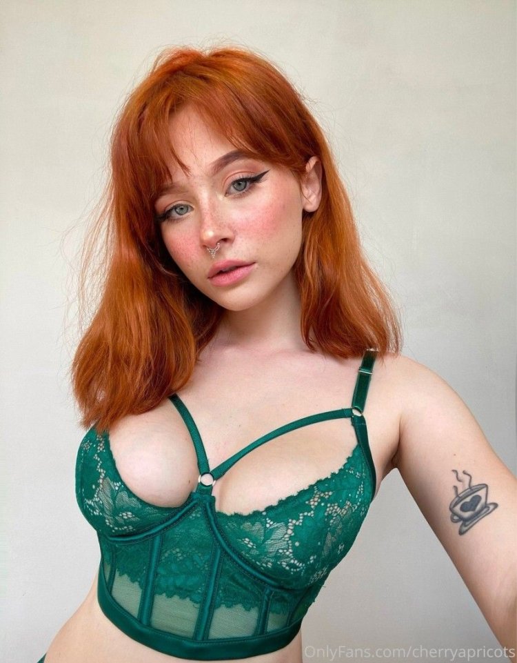 Cherryapricots Onlyfans
