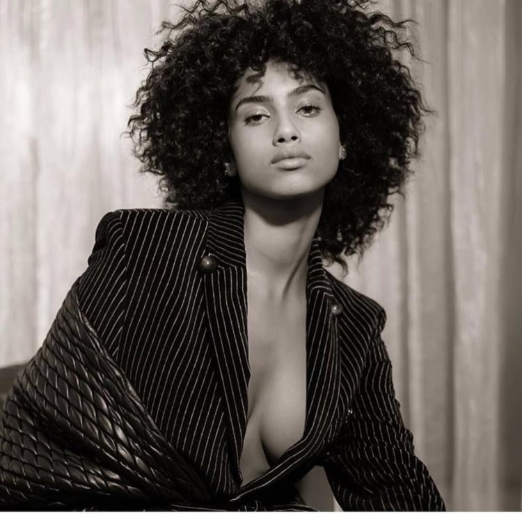 Imaan Hammam Model Naked