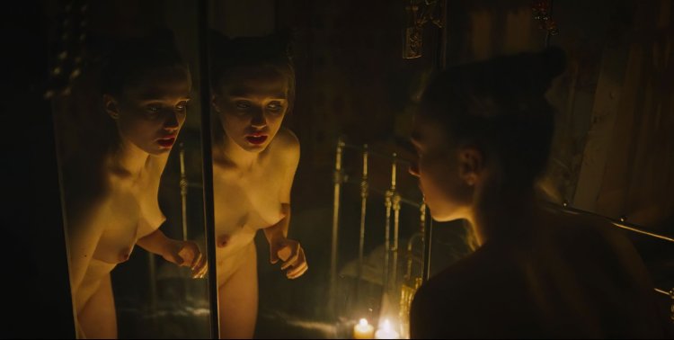 Veronika Mokhrev Nudinka