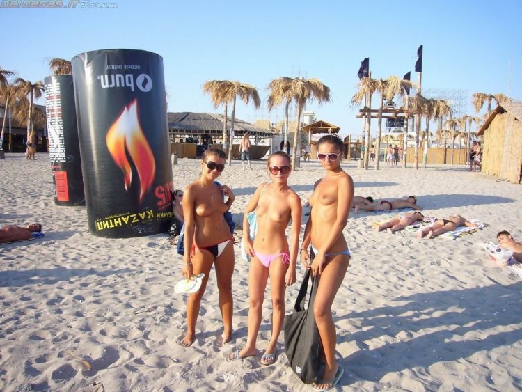 Beach Bar Nyu Kazantip