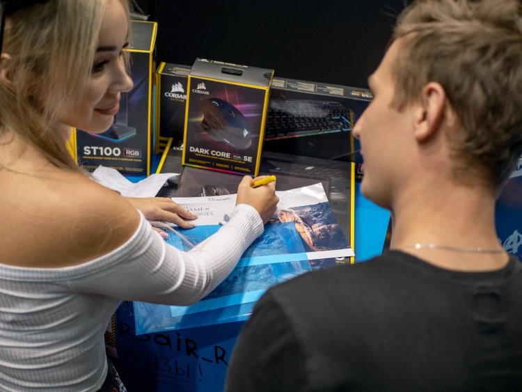 Anna Kostenko photo from Instagram