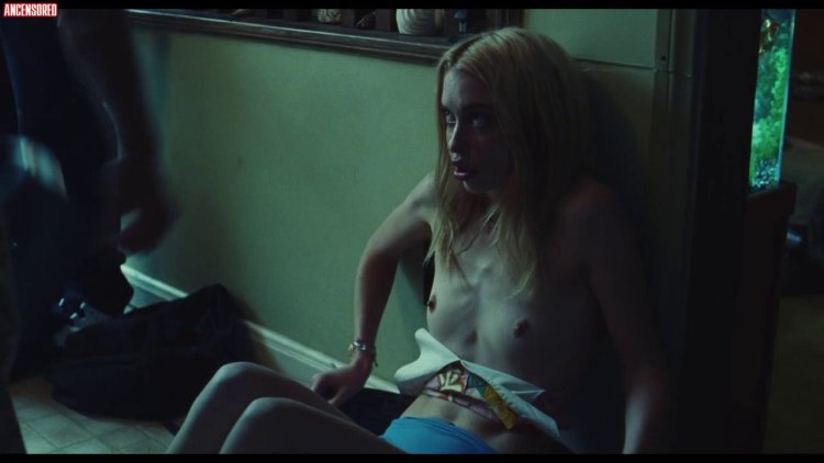 Chloe Cherry naked in euphoria nude