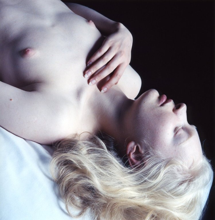 Anastasia Zhidkova Albino Nude