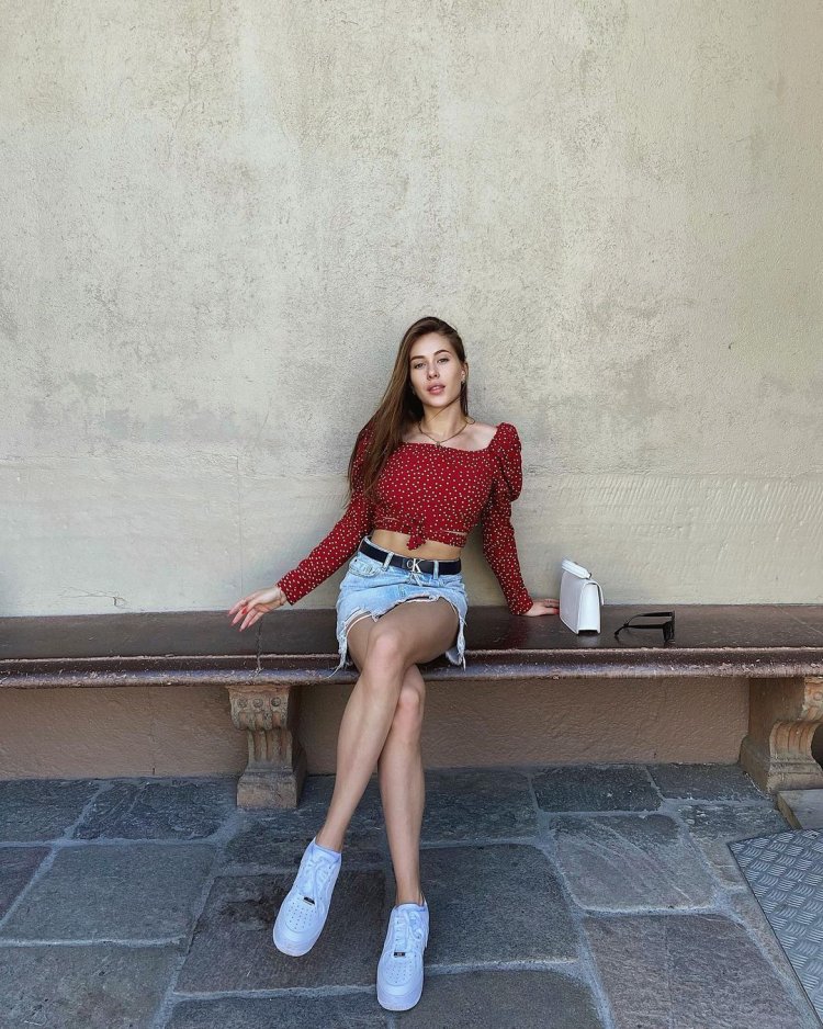 Polina Knorosis athletics