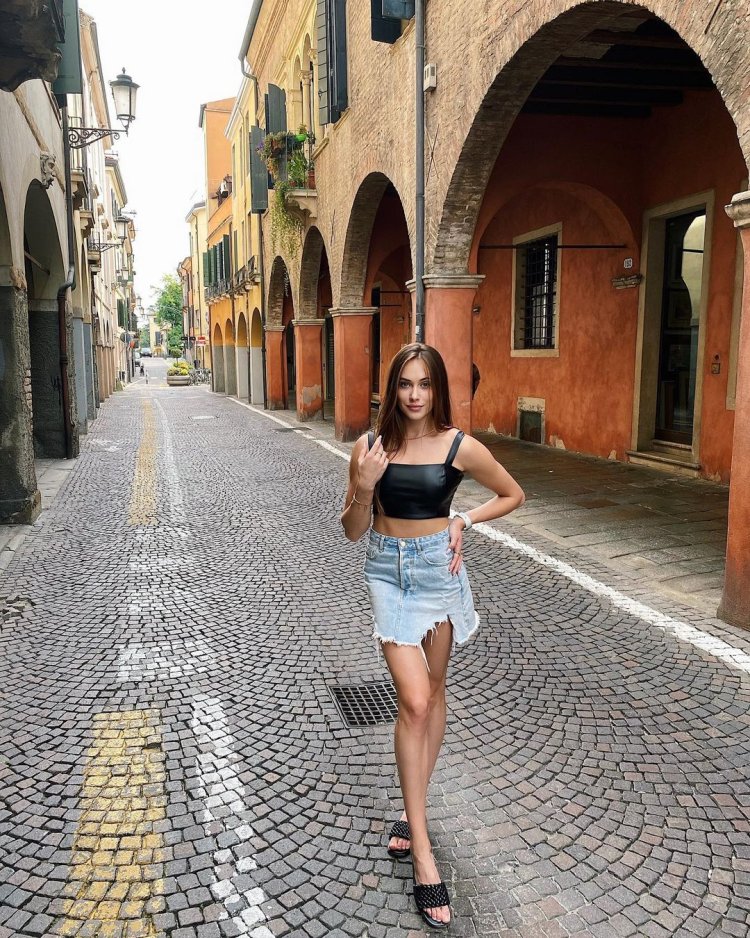 Polina Knoroz (Polina Knoroz)