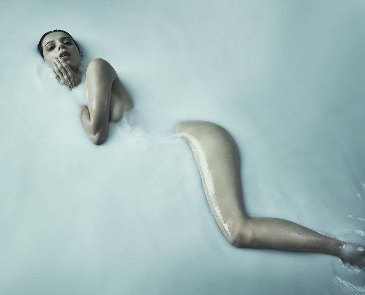 ANGELA SARAFYAN MILK