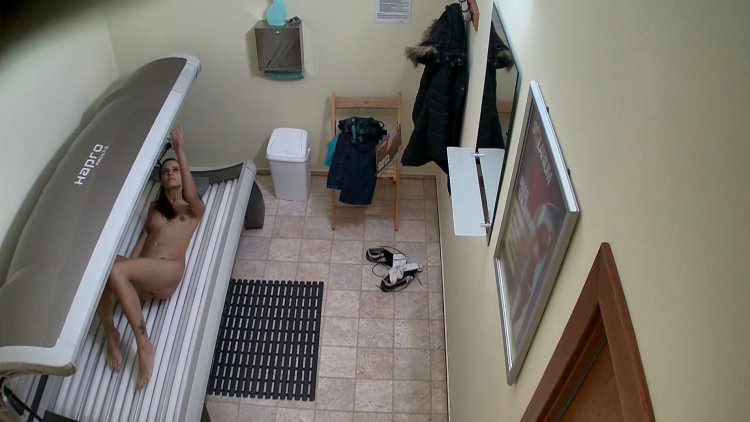 Hidden camera in Nude apartment